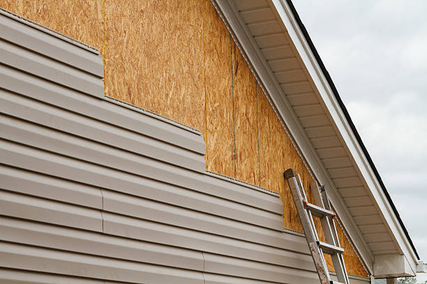 24/7 Emergency Vinyl Siding experts in Rosman, NC